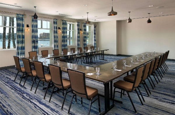 Jamaica Bay Inn Marina Del Rey Tapestry Collection by Hilton image 28